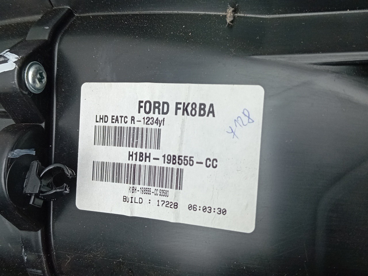 Caixa Chaufagem sofagem FORD Fiesta VII (HJ, HF) Imagem-4