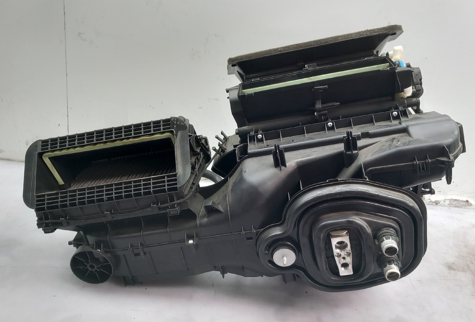 Caixa Chaufagem sofagem VOLKSWAGEN Golf VII (5G1, BQ1, BE1, BE2) Imagem-3