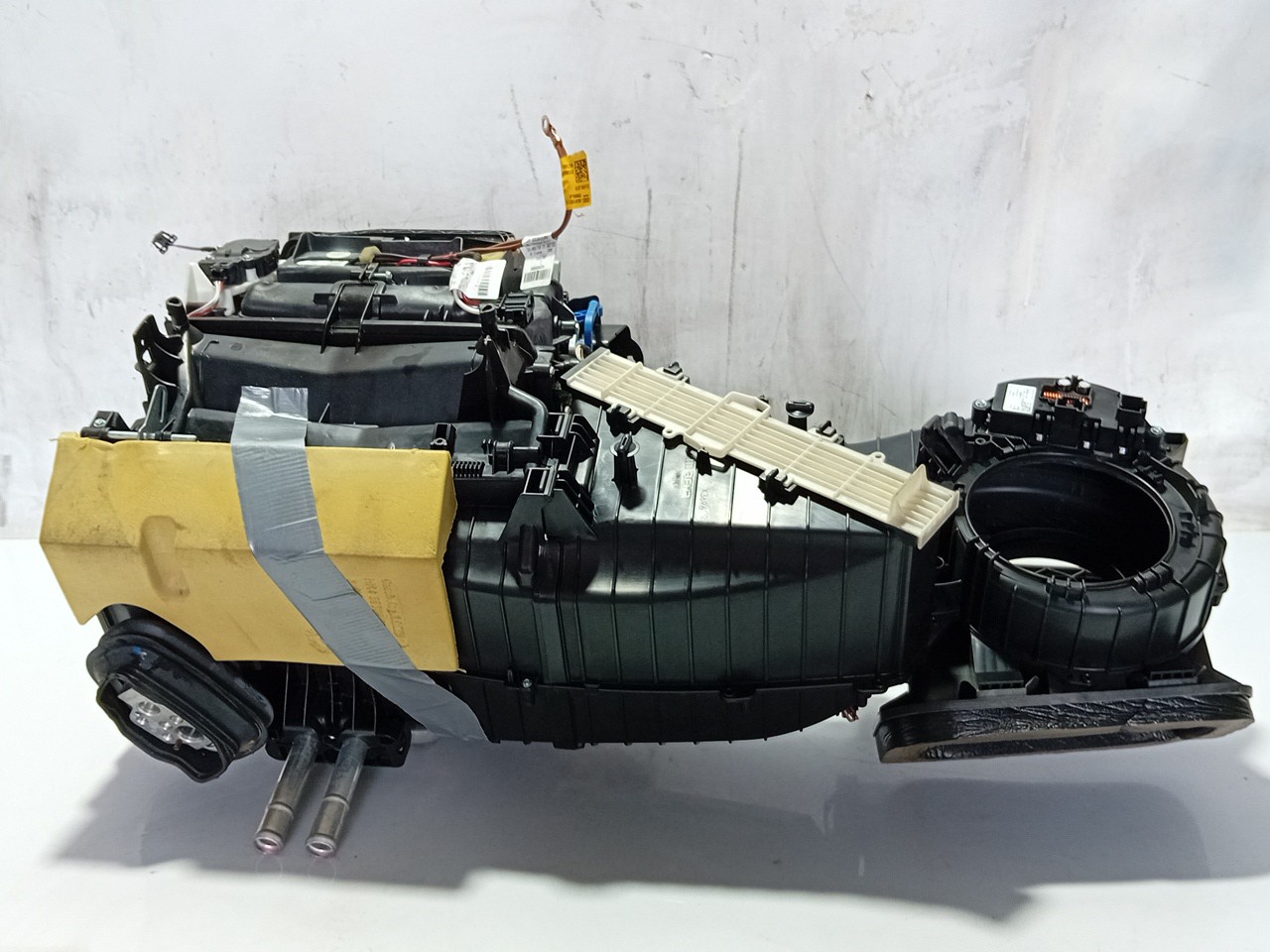 Caixa Chaufagem sofagem AUDI A4 Avant (8K5, B8) Imagem-1
