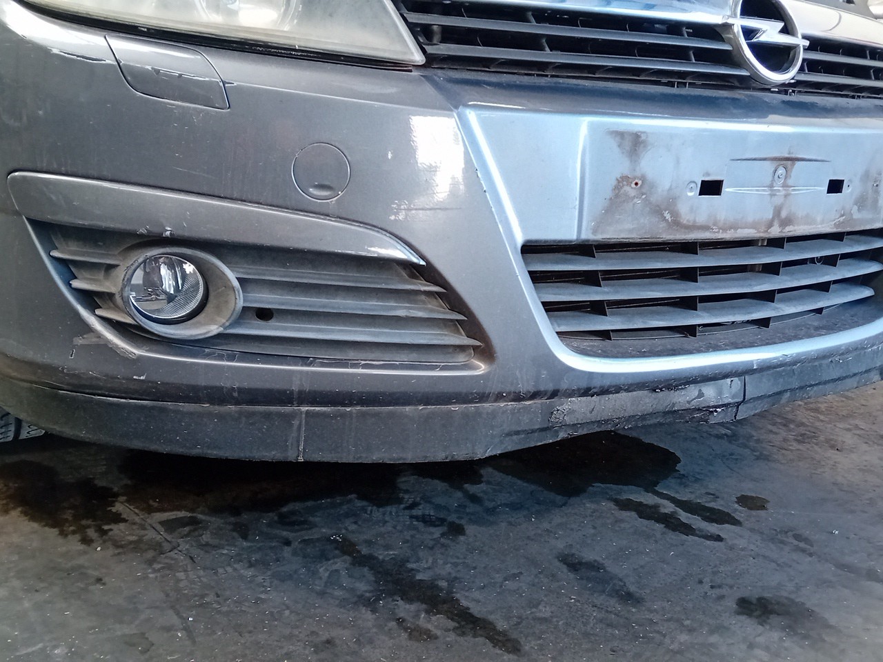 Grelha Farol Nevoeiro OPEL Astra H Caravan (L35) Imagem-1