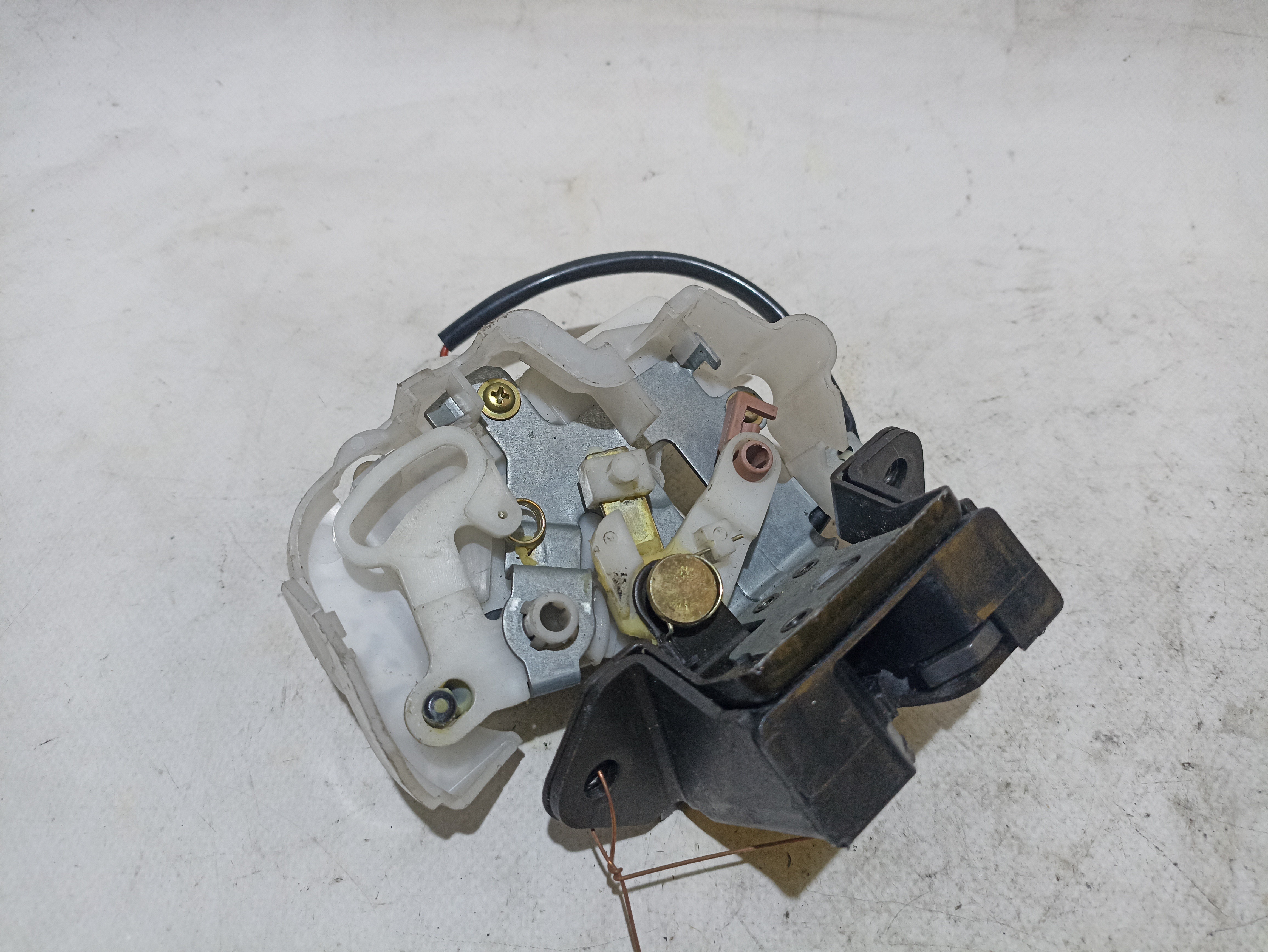 Tailgate Lock /Latch MAZDA 6 Station Wagon (GY) Imagem-2