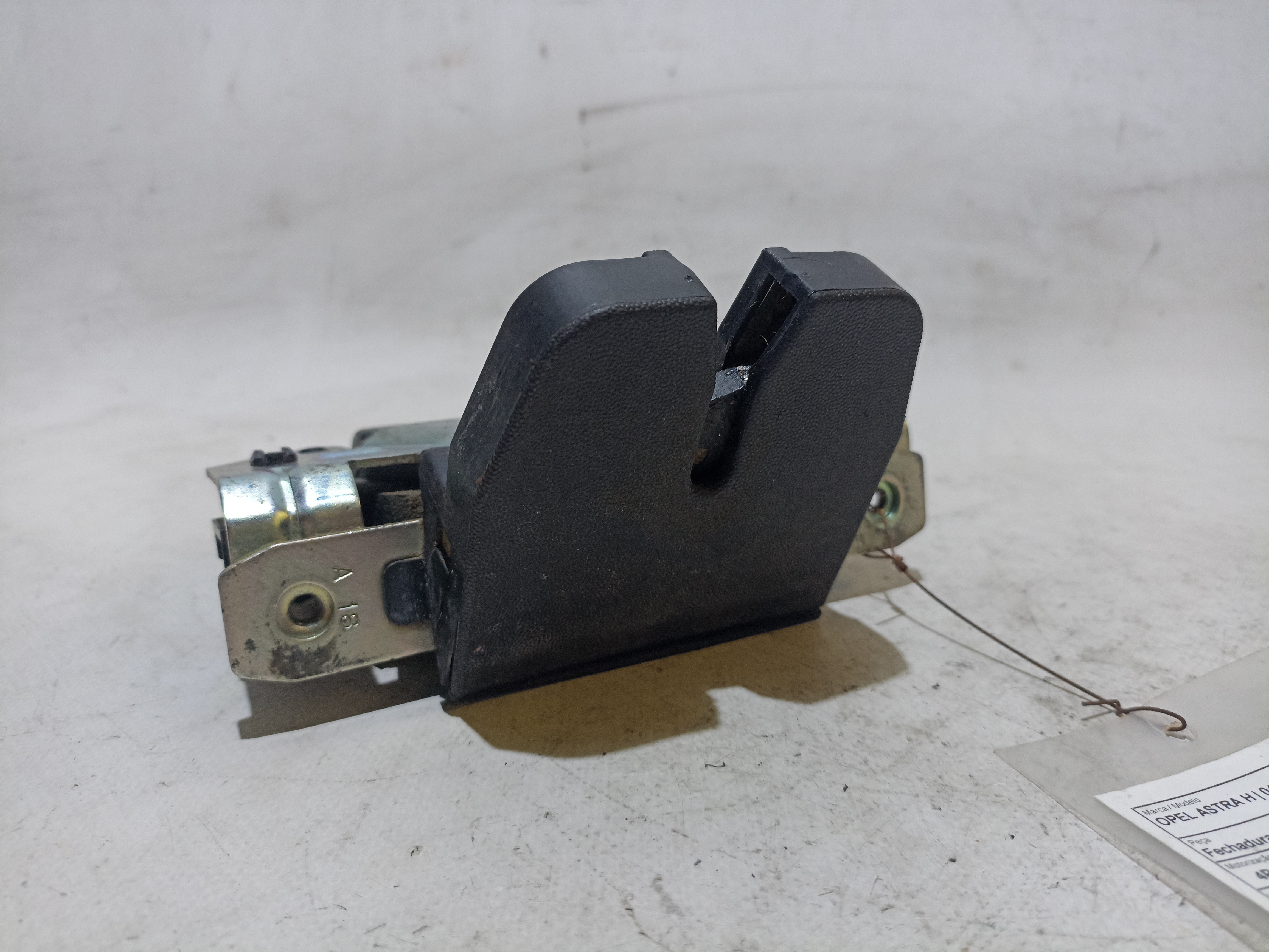Tailgate Lock /Latch