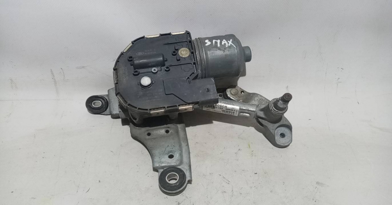 Essuie-glace moteur avant