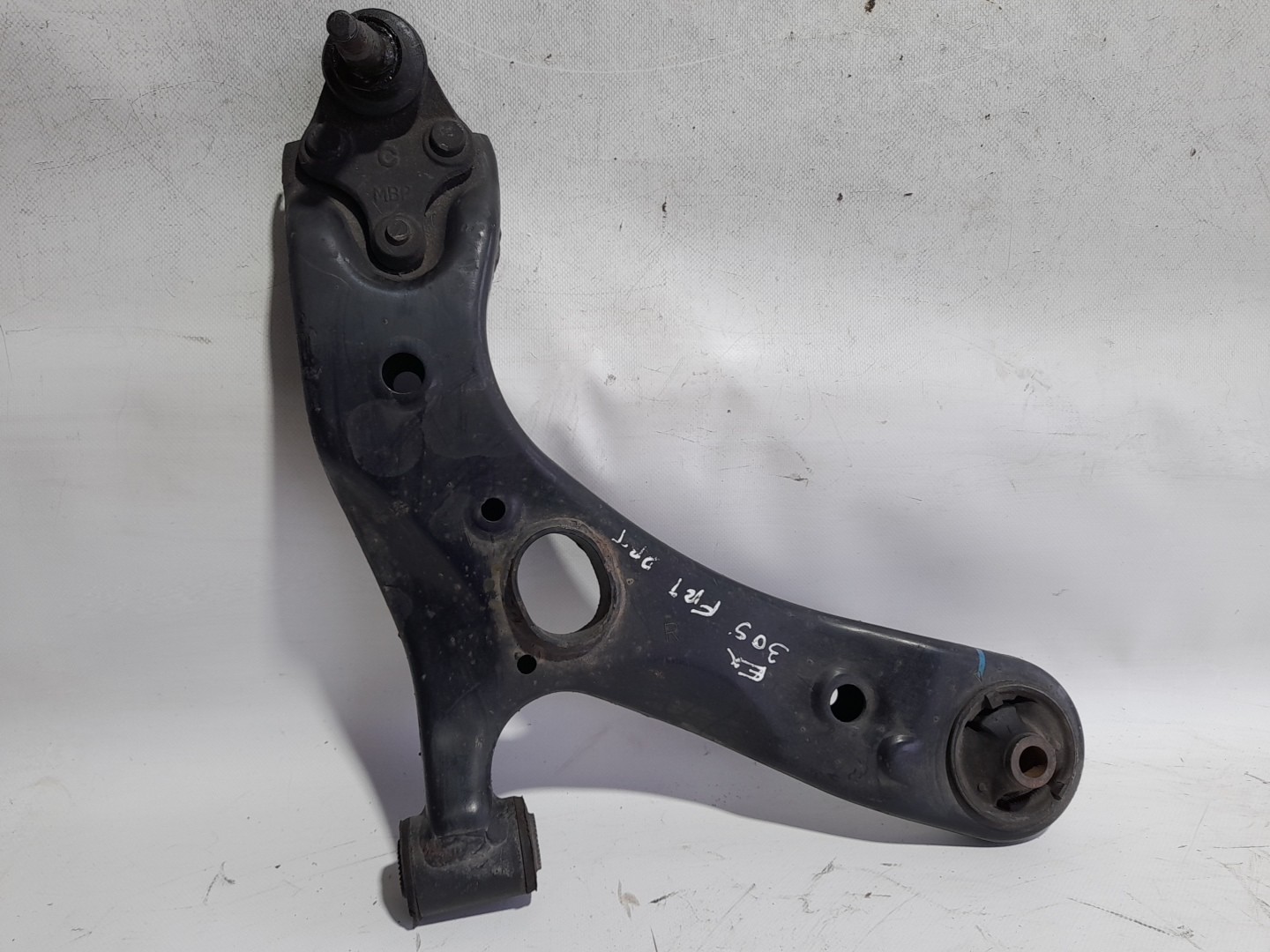 Right front suspension arm