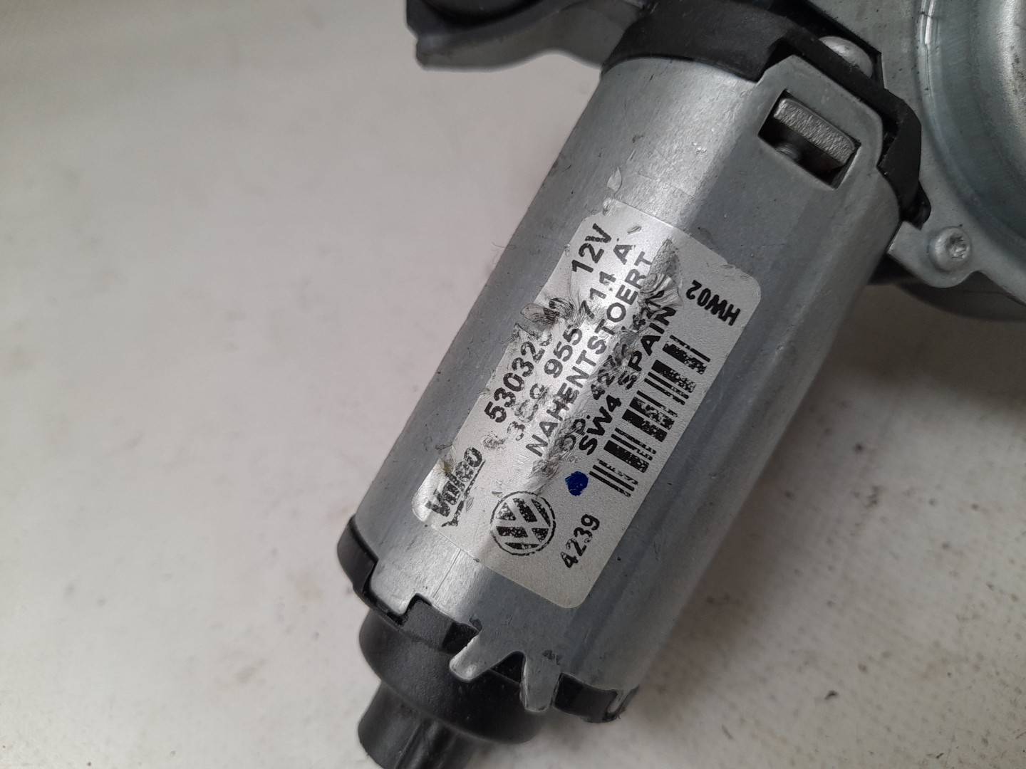 Motor limpa vidros trás VOLKSWAGEN Passat Variant (3B5) Imagem-1
