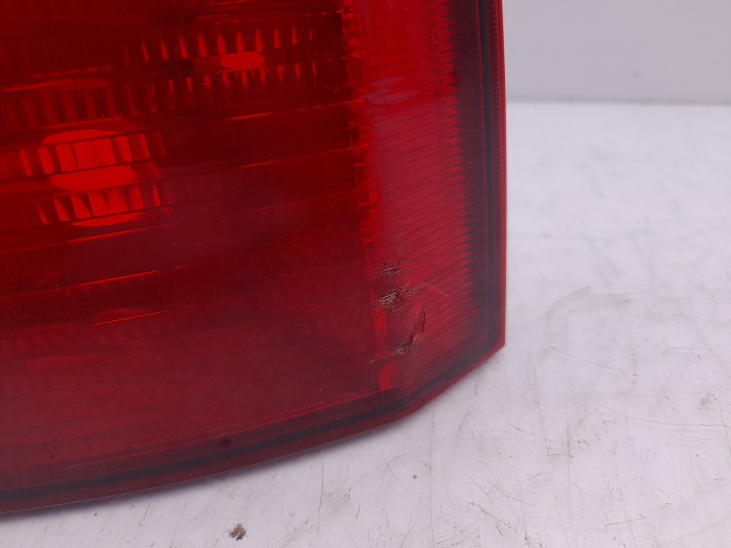 Right Tail light SKODA Octavia II Hatchback (1Z3) Imagem-1