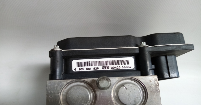 Centralina ABS CITROËN C4 Picasso I (UD_) Imagem-3