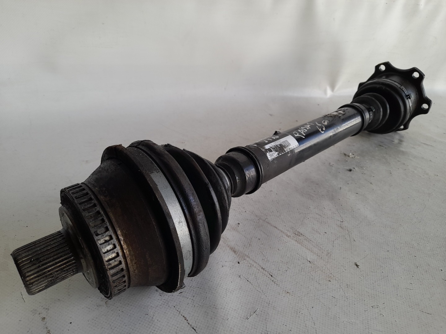Transmission avant gauche