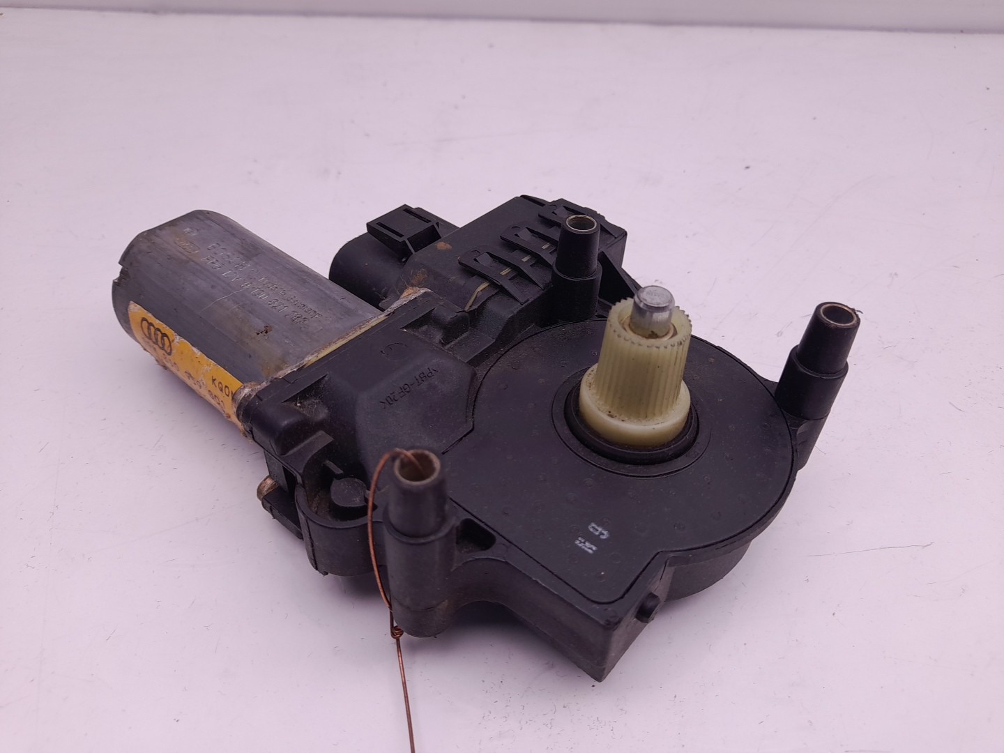 Front Right Door Window Regulator Motor
