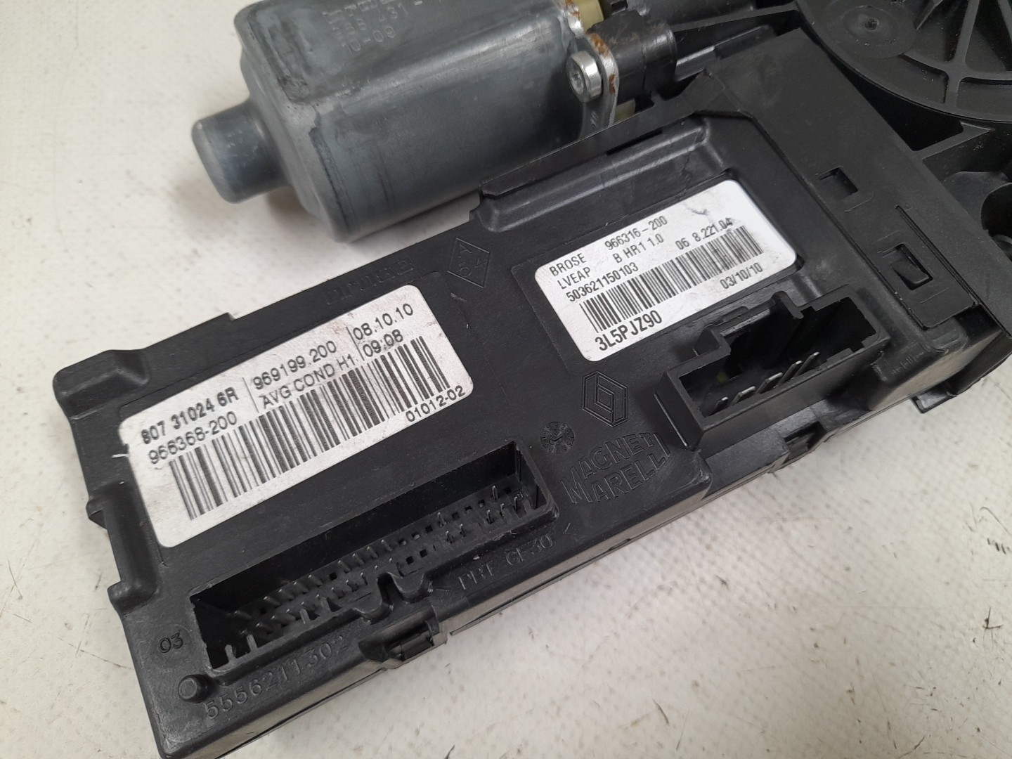 Front Left Window Motor RENAULT Megane III (BZ0_) Imagem-2