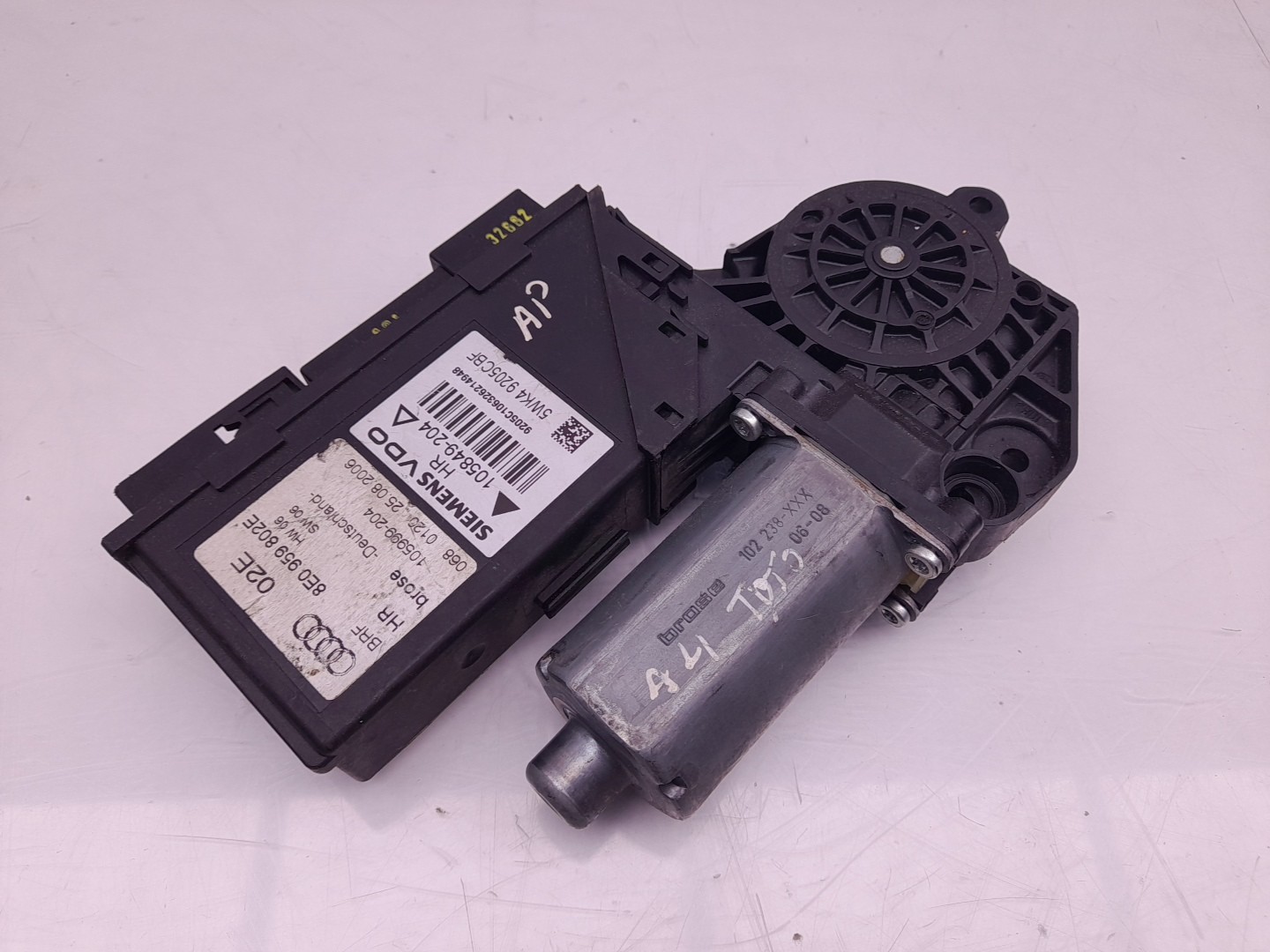 Right Rear  Door Window Regulator Motor AUDI A4 (8EC, B7) Imagem-2