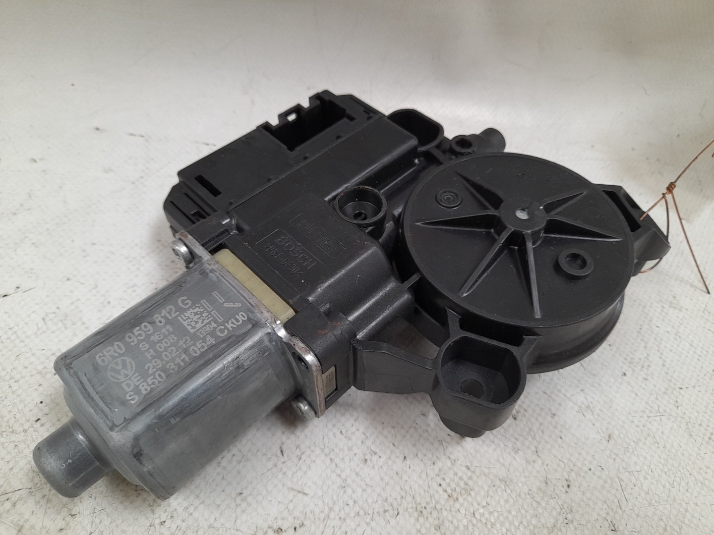 Motor vidro trás direito VOLKSWAGEN Polo (6R, 6C) Imagem-1
