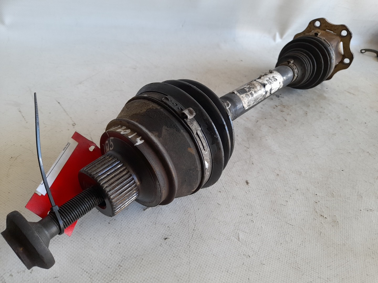 Transmission avant gauche