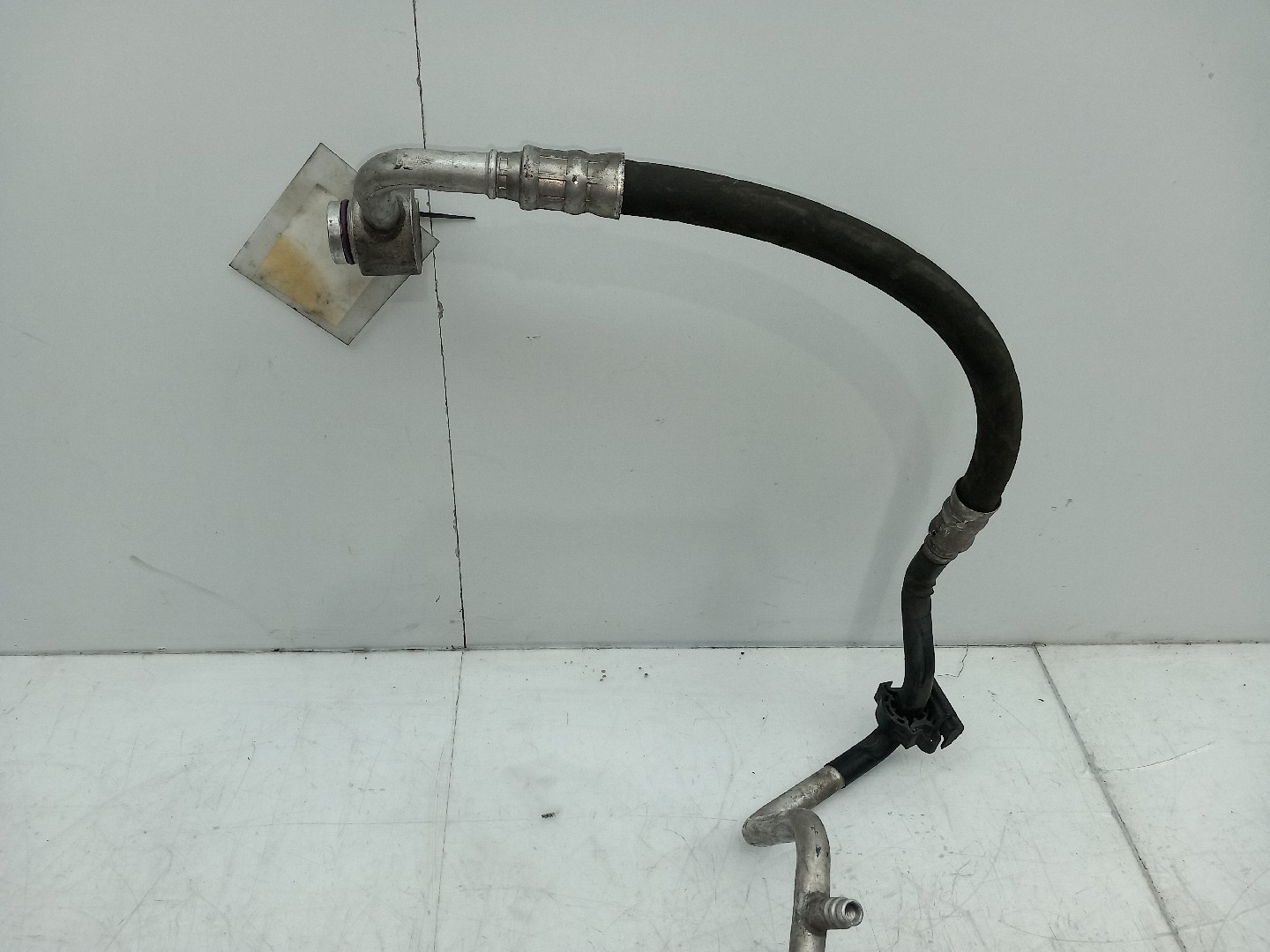 AC pipe VOLKSWAGEN Polo (6R, 6C) Imagem-1