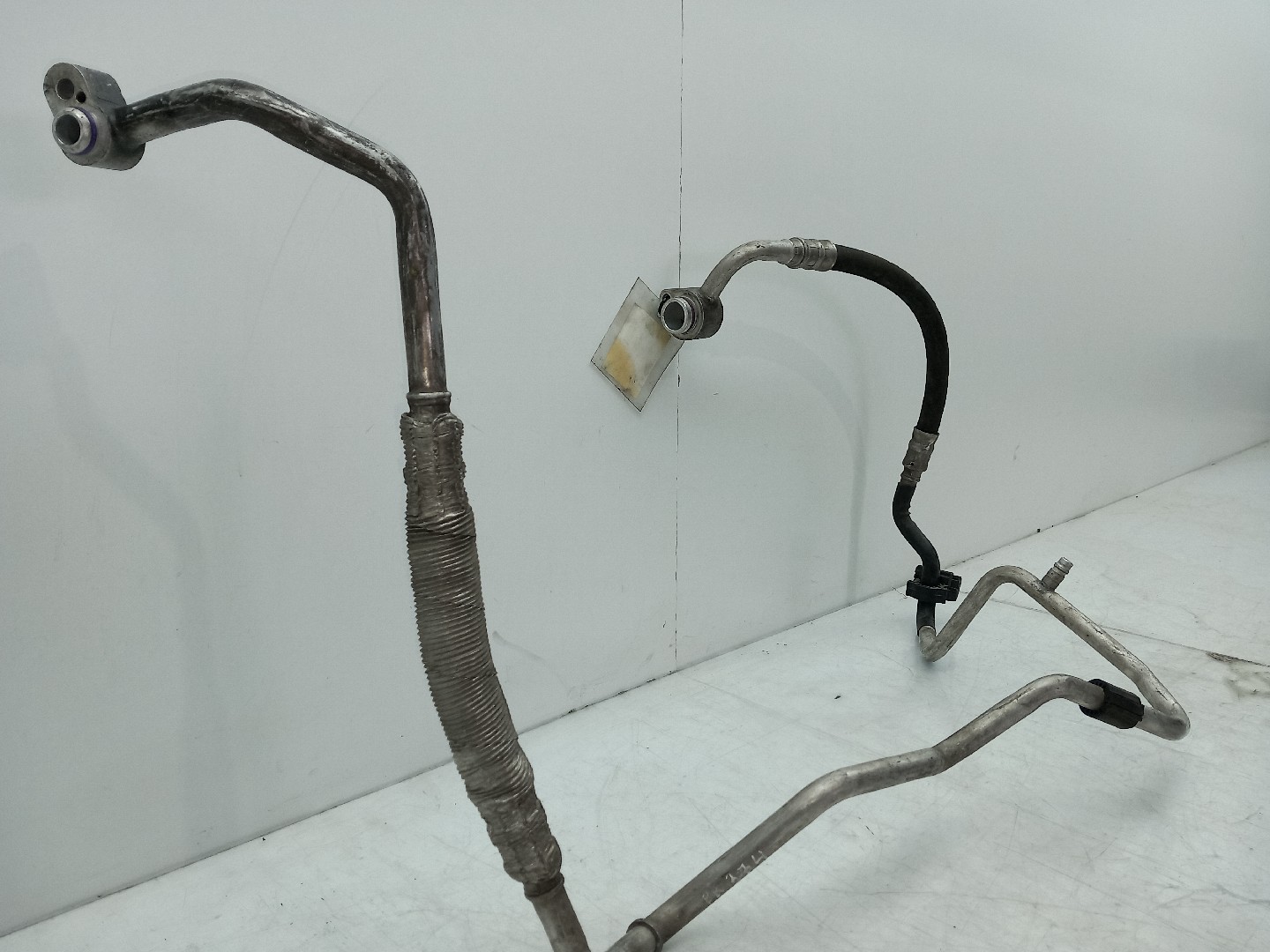 AC pipe VOLKSWAGEN Polo (6R, 6C) Imagem-2
