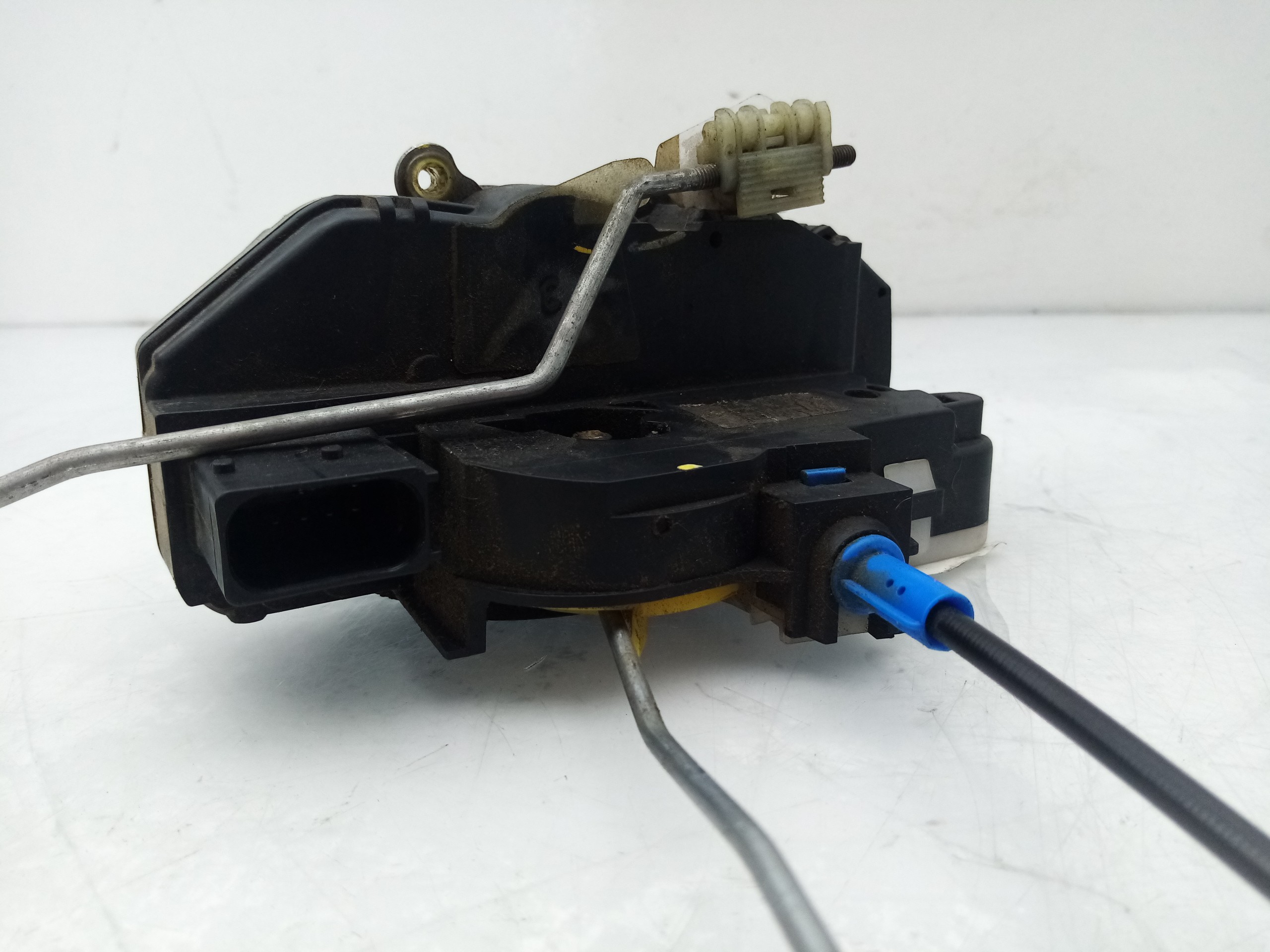 Fechadura / fecho porta frente esquerdo OPEL Astra J Imagem-1