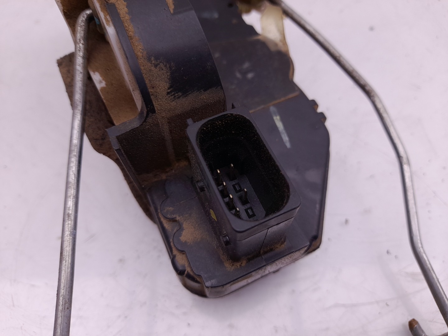 Fechadura / fecho porta trás direito OPEL Astra J Imagem-2