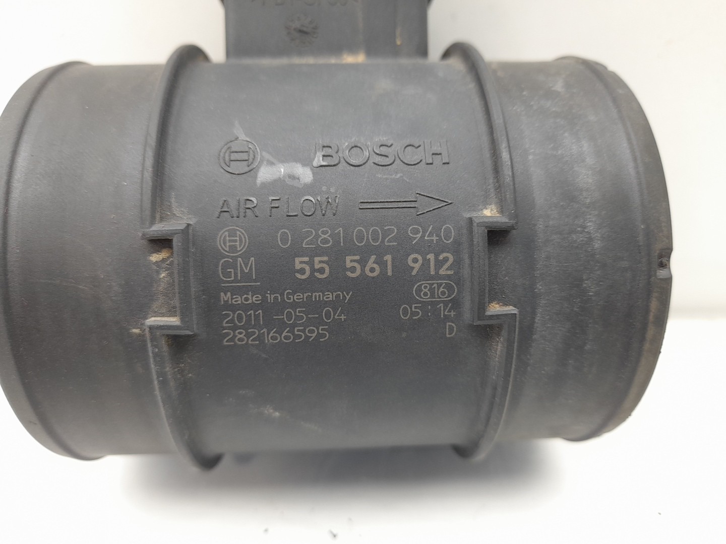 Medidor de masa de aire / Caudalímetros  OPEL Astra J Imagem-2