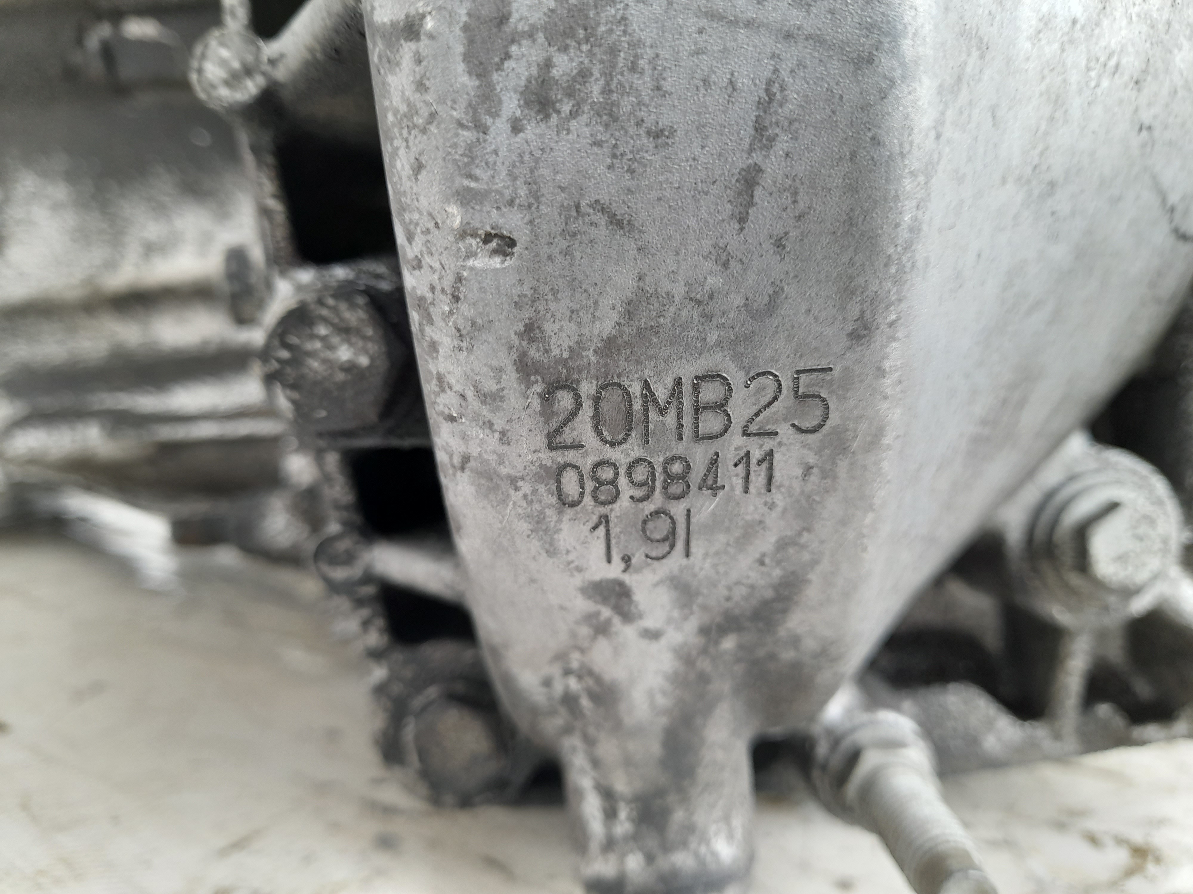 Manual gearbox CITROËN C5 III Break (RW_) Imagem-2