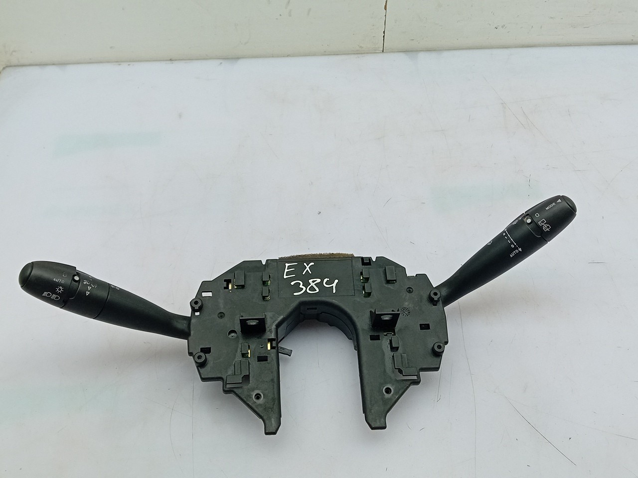 Light and wiper lever set