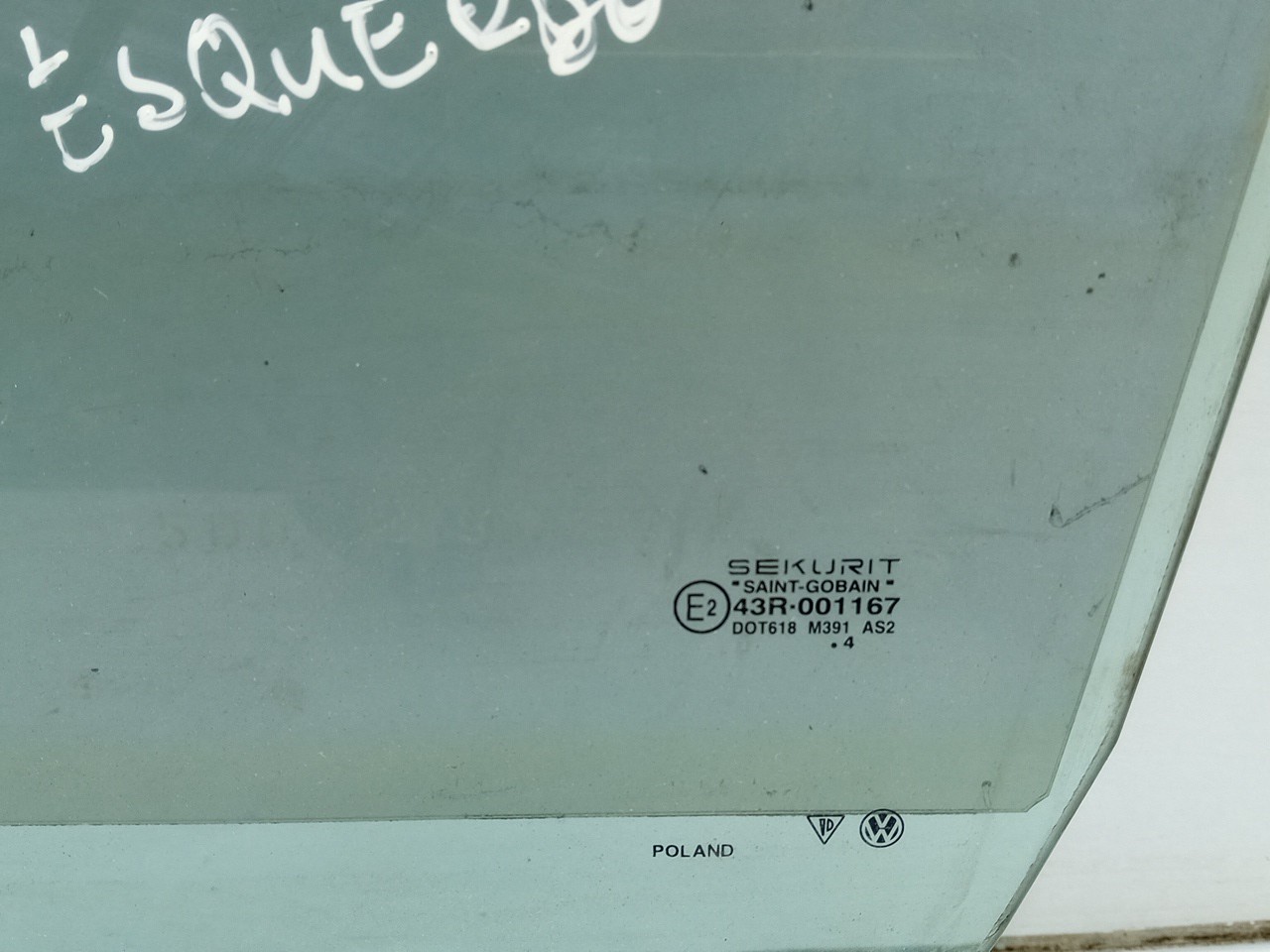 Left front door glass VOLKSWAGEN Touareg (7L) Imagem-1