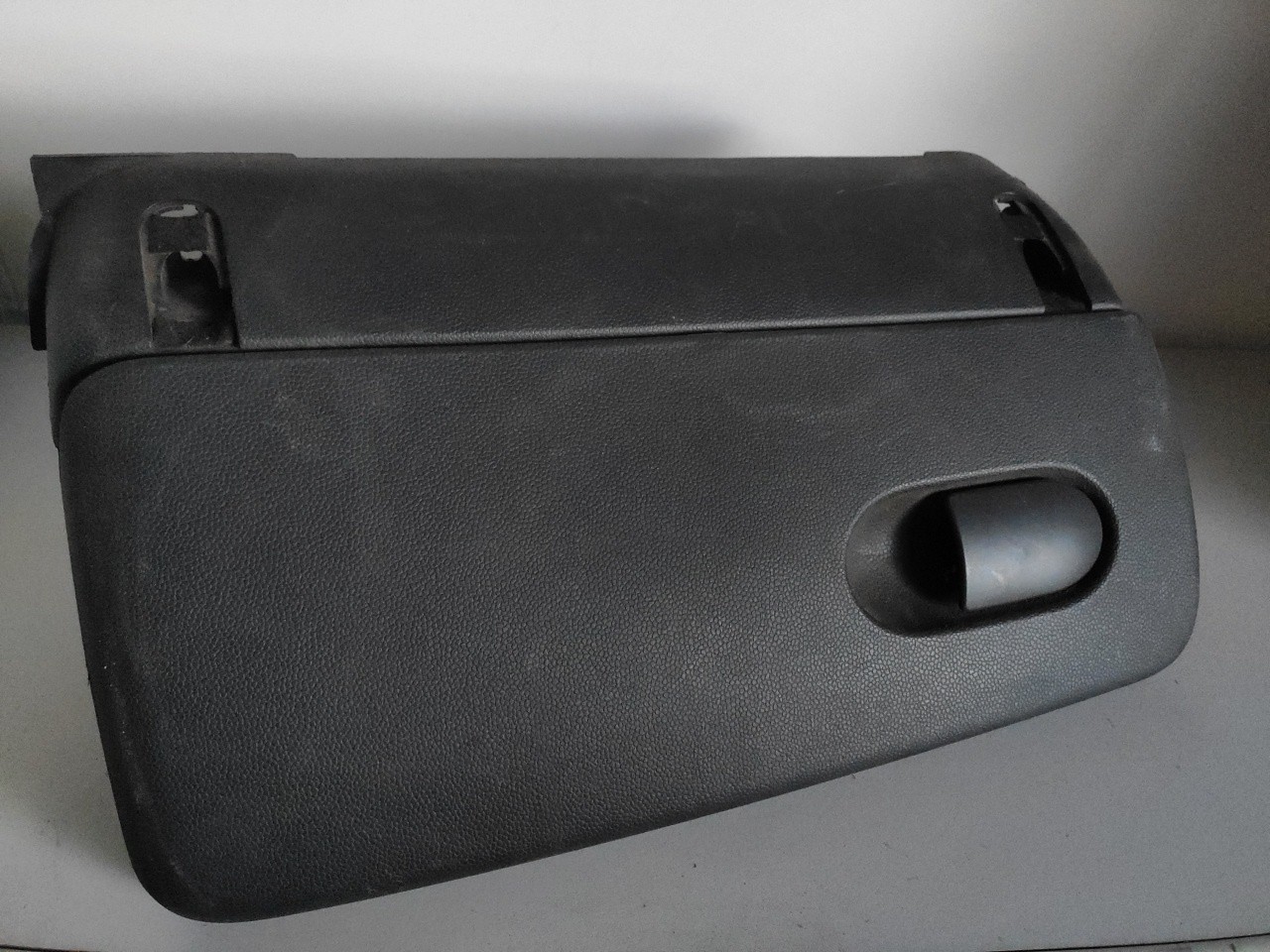 Glove Box / Compartment