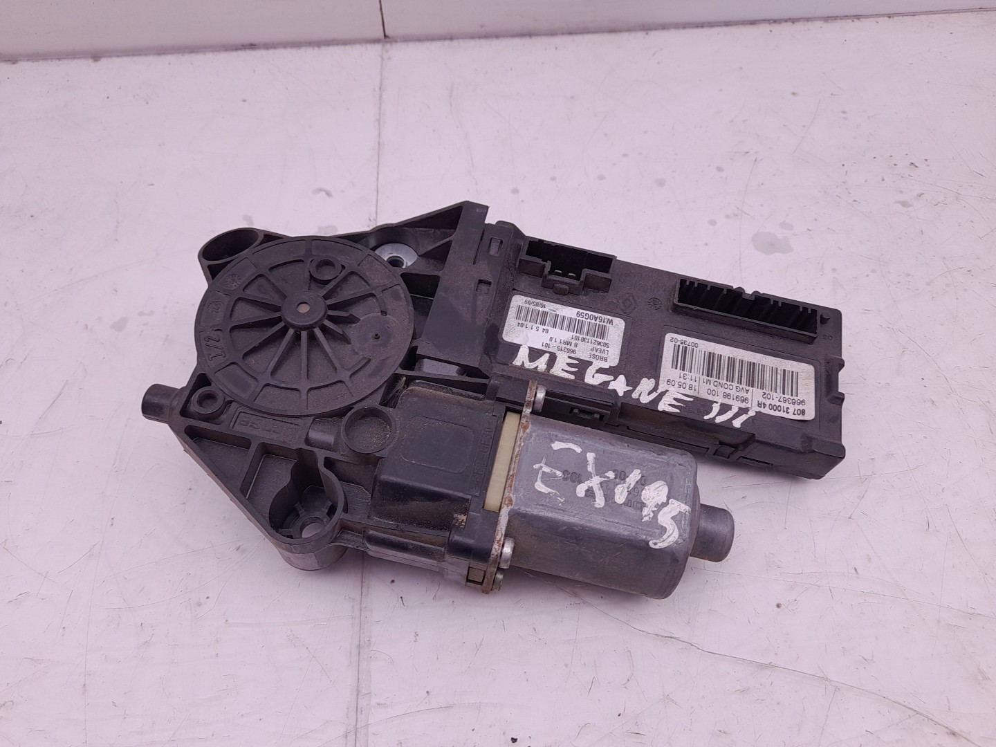 Front Left Window Motor