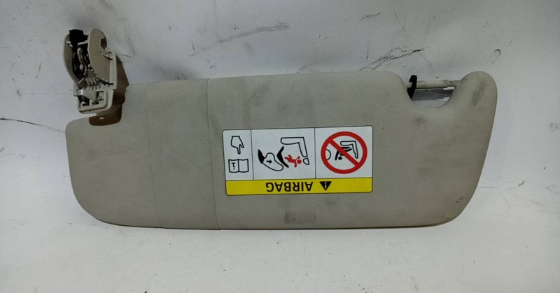 Right Sun Visor