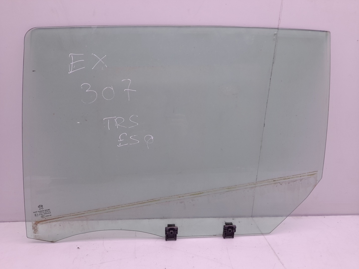 Left rear door glass