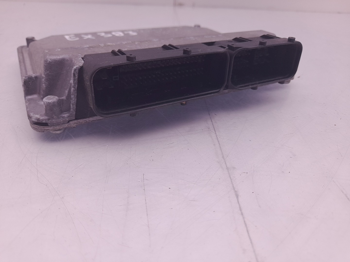 Engine control unit / ECU VOLKSWAGEN Fox (5Z1, 5Z3, 5Z4) Imagem-1
