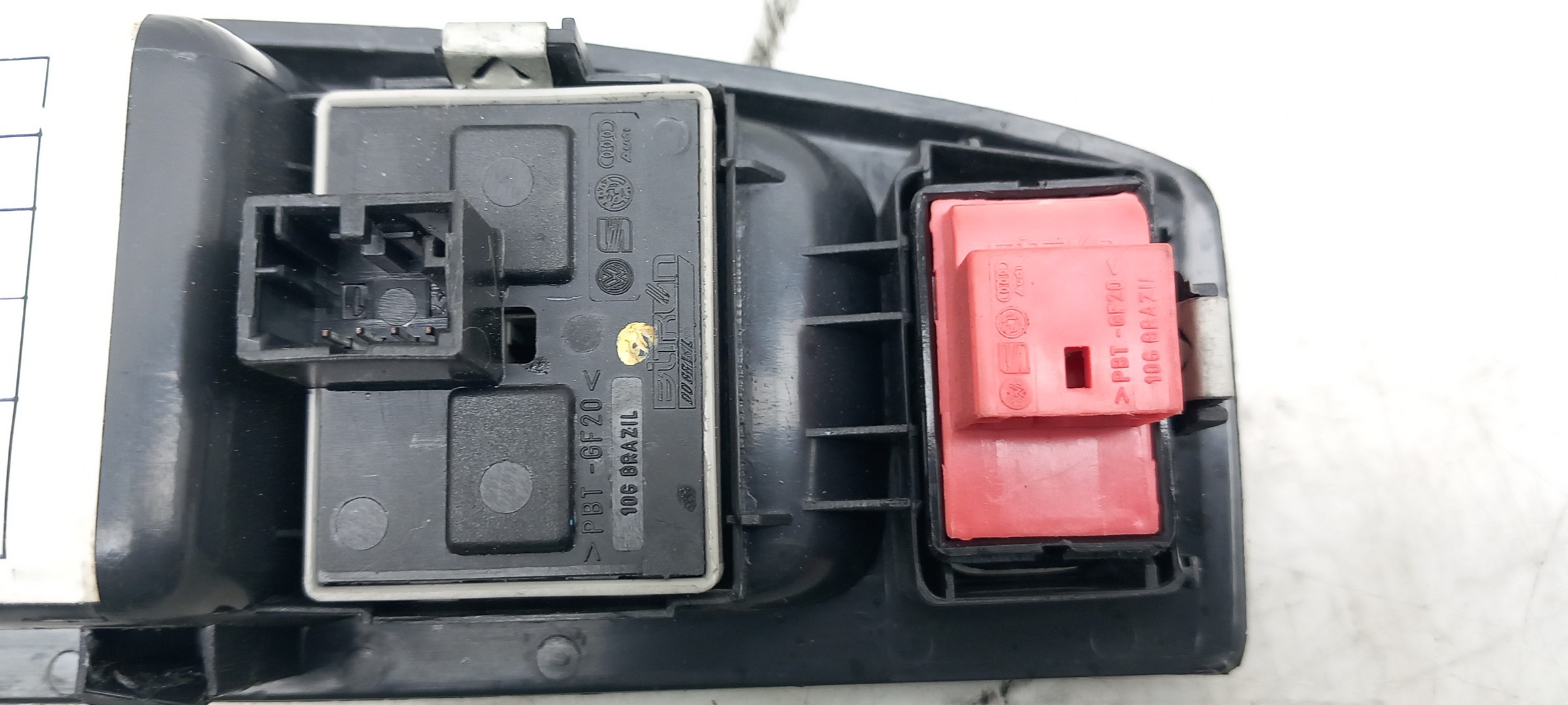 Comando / botão / interruptor vidros frente esquerdo VOLKSWAGEN Fox (5Z1, 5Z3, 5Z4) Imagem-1