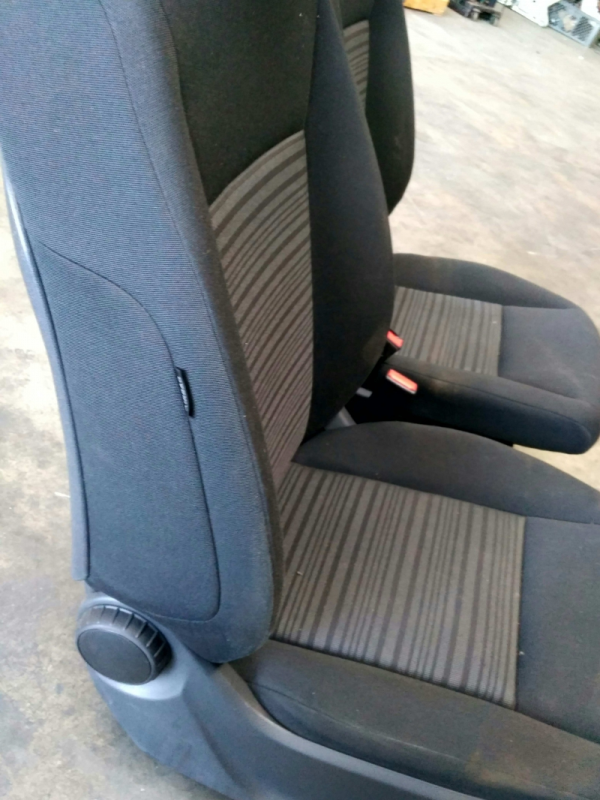 Set di sedili MERCEDES-BENZ Classe A (W176) Imagem-1