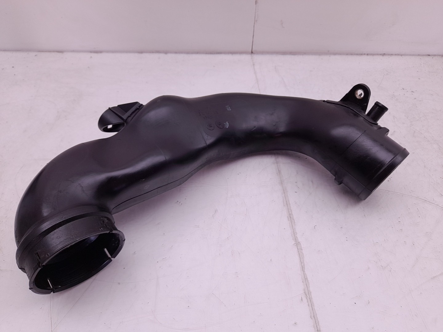 Tubo intercooler OPEL Astra J Sports Tourer Imagem-1