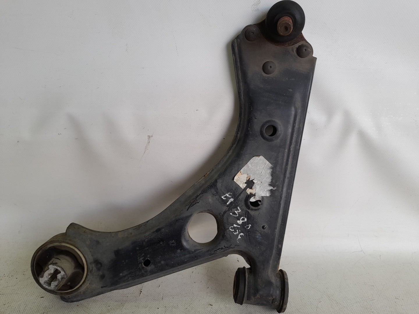 Braccio di sospensione anteriore sinistro