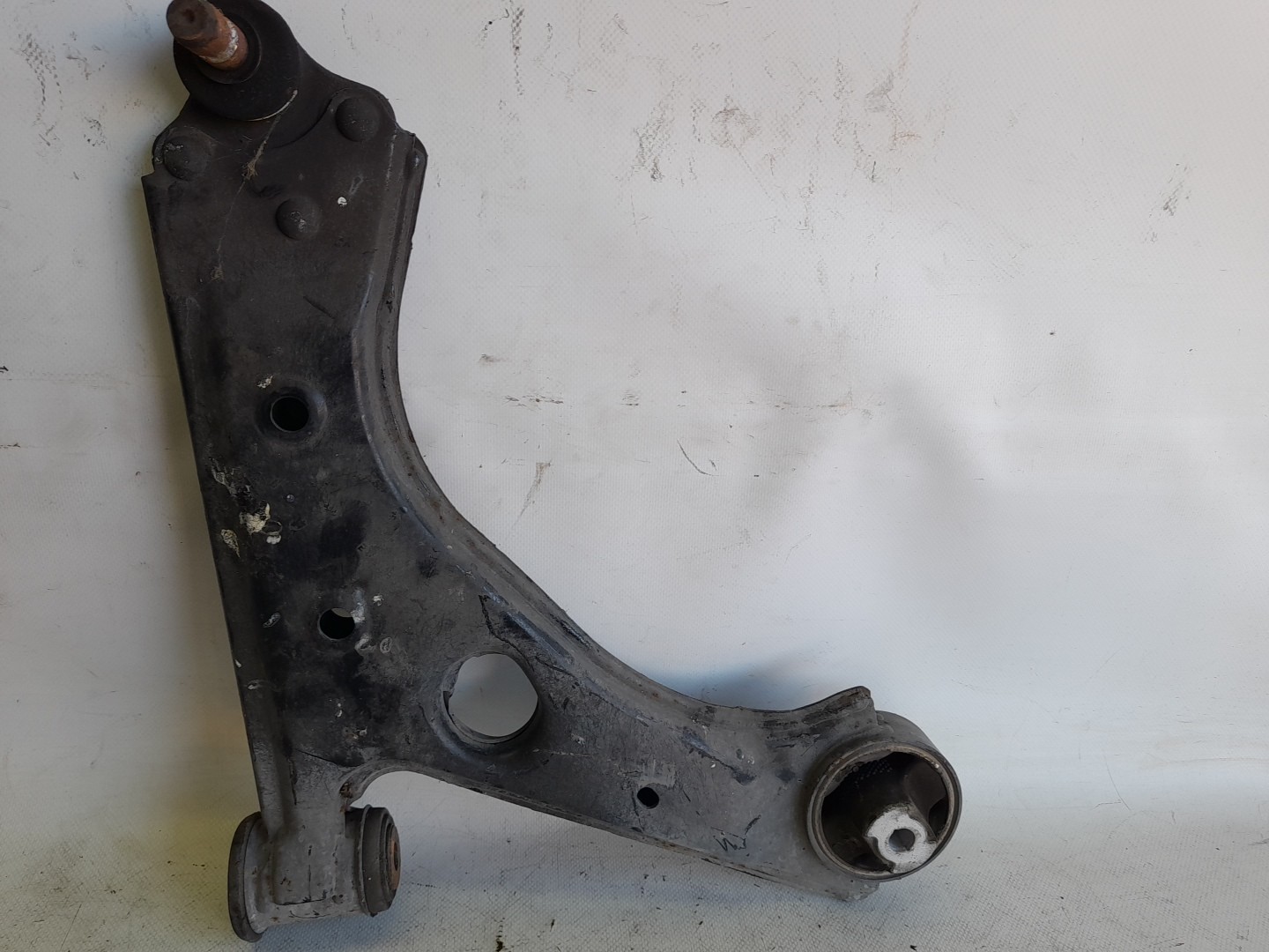 Braccio di sospensione anteriore destra