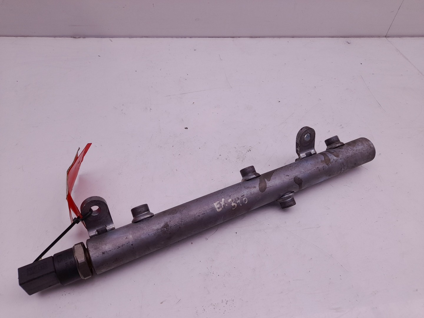 Fuel rail MERCEDES-BENZ Classe R (W251, V251) Imagem-1