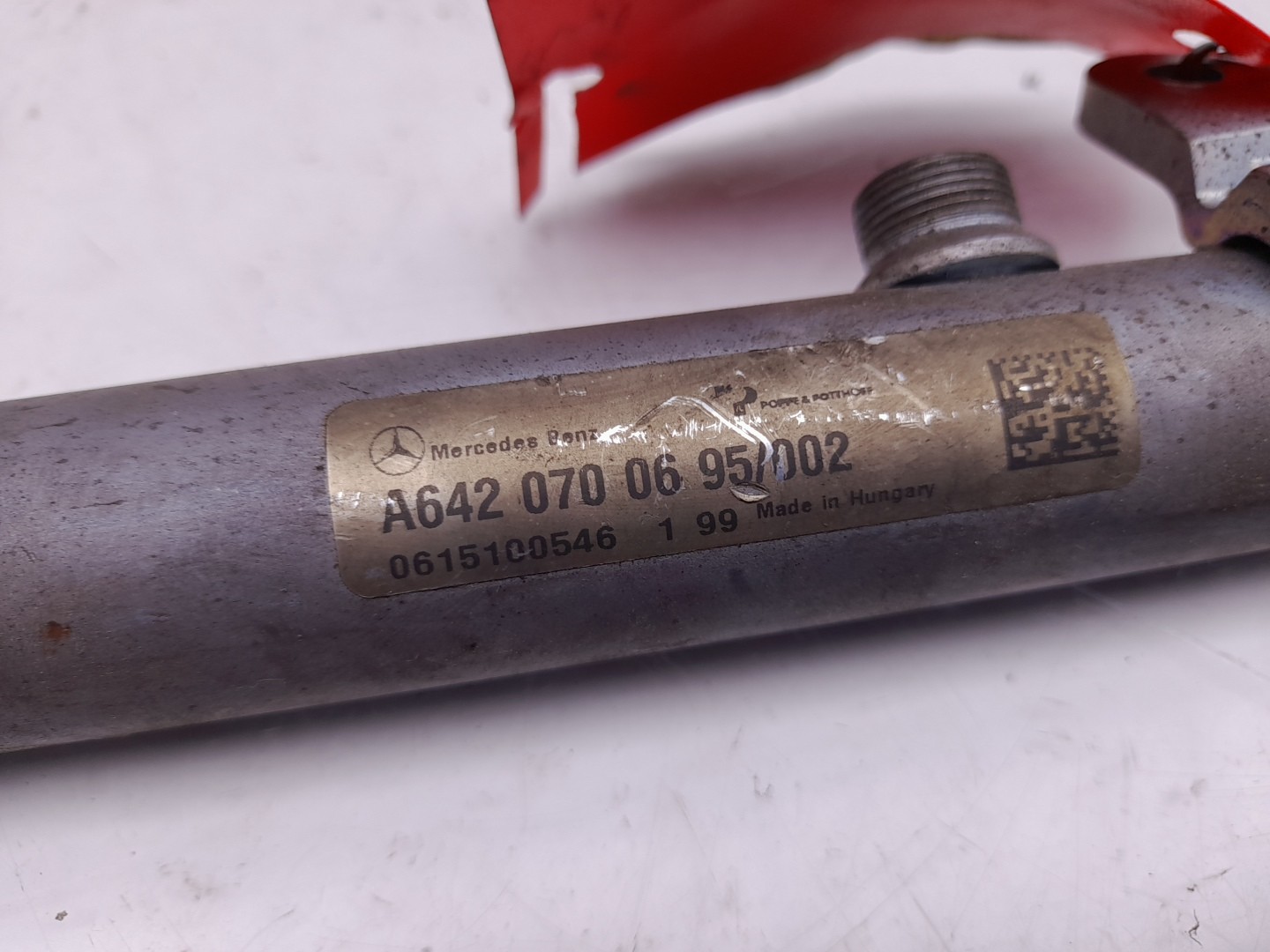 Fuel rail MERCEDES-BENZ Classe R (W251, V251) Imagem-2