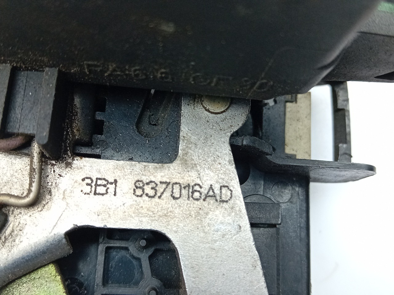 Fechadura / fecho porta frente direito VOLKSWAGEN Passat (3B3) Imagem-4