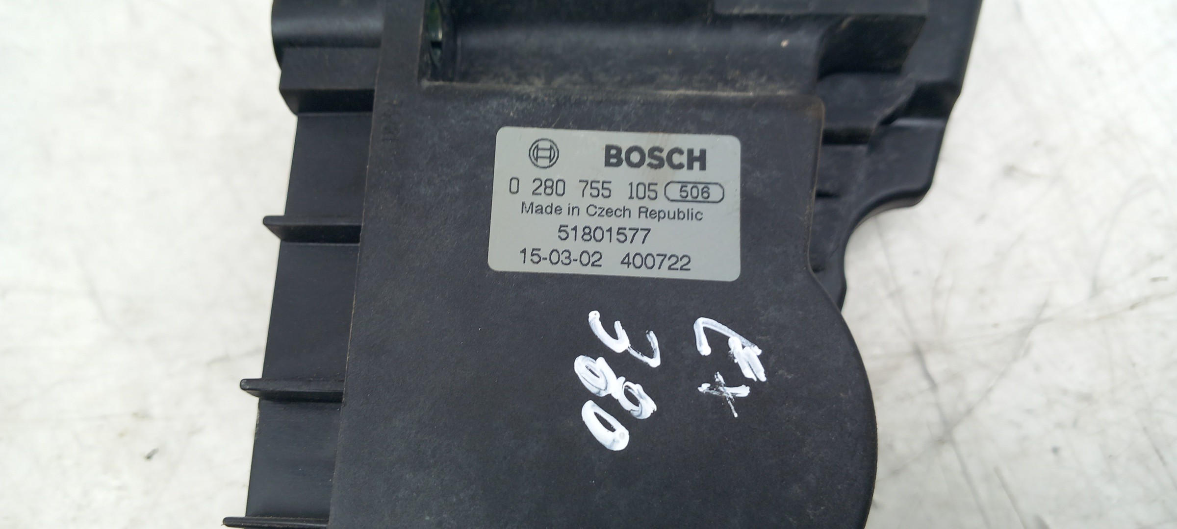 Pedal acelerador FIAT Fiorino Furgão/Combi (225_) Imagem-2