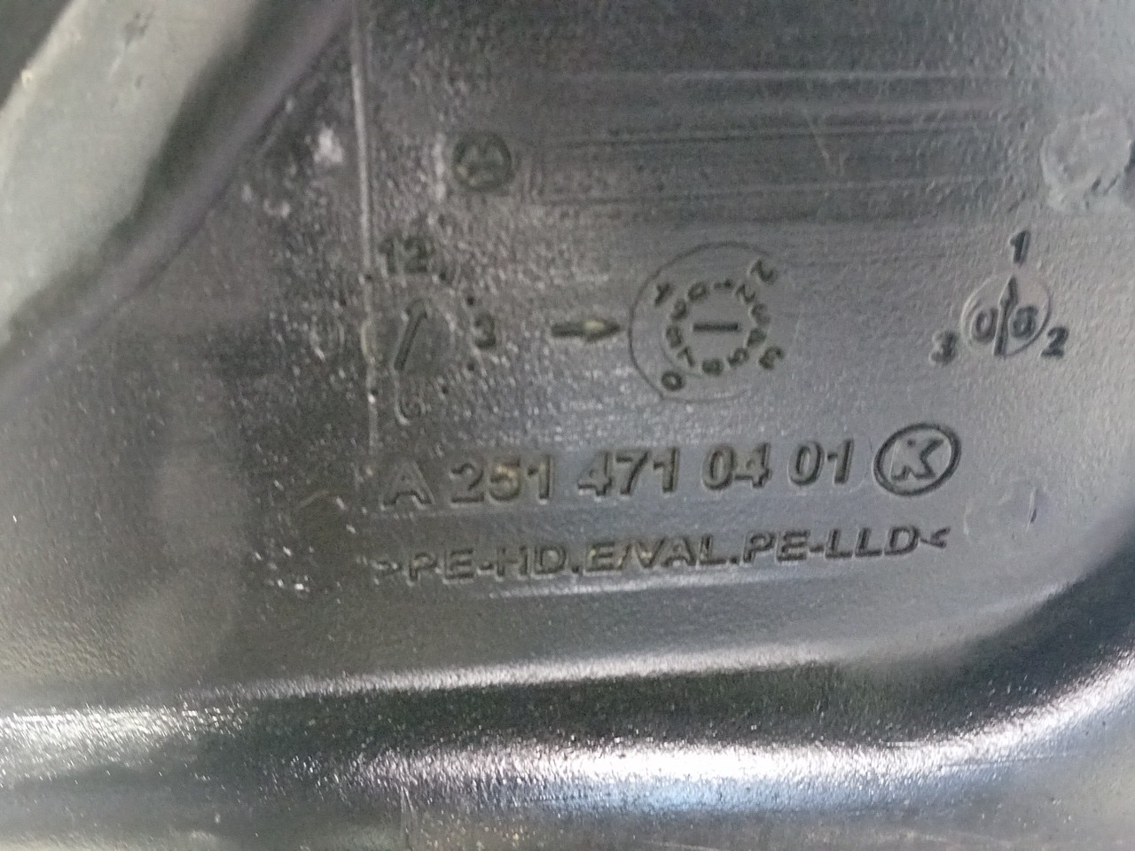Depósito de combustible MERCEDES-BENZ Classe R (W251, V251) Imagem-2