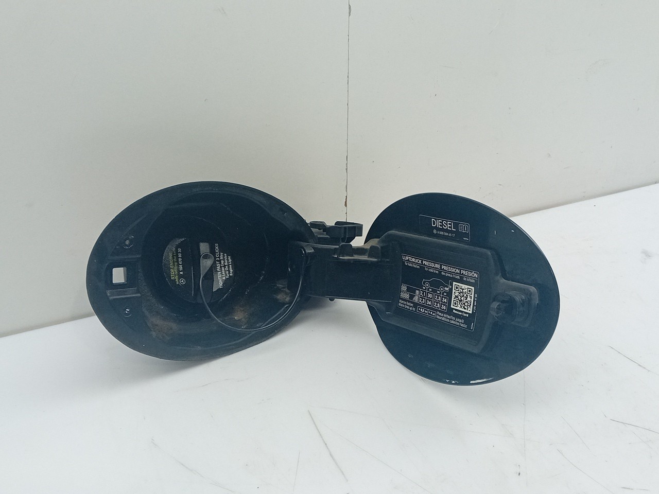 Fuel tank cap MERCEDES-BENZ Classe R (W251, V251) Imagem-1