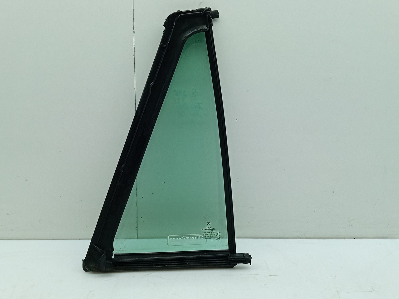 Vidrio triangular puerta Trasero Izquierdo MERCEDES-BENZ Classe R (W251, V251) Imagem-1