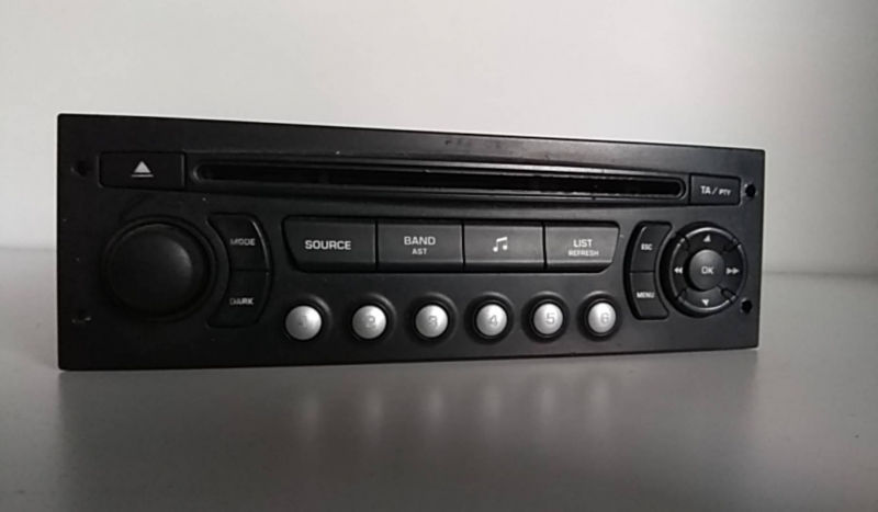 Car radio