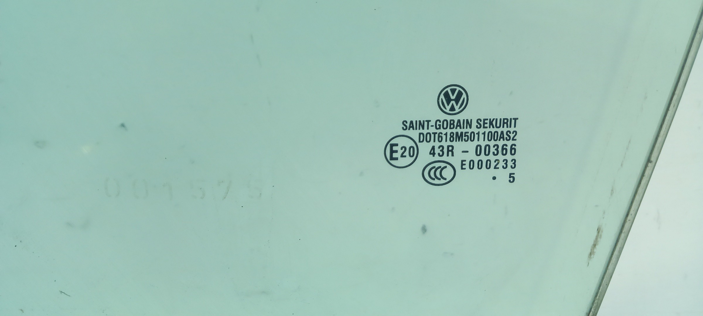 Vidro porta frente esquerda VOLKSWAGEN Phaeton (3D) Imagem-1