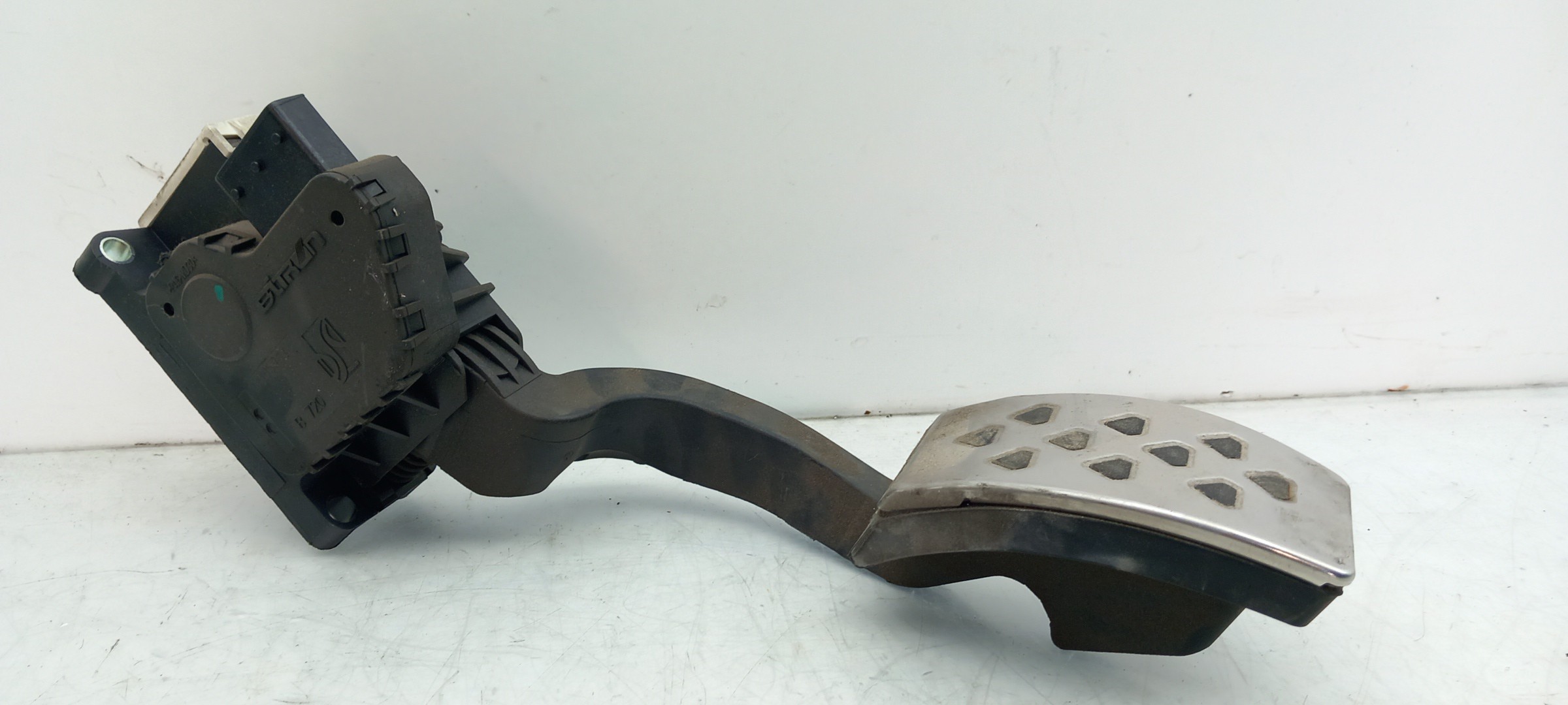 Pedal acelerador OPEL Corsa D Imagem-1