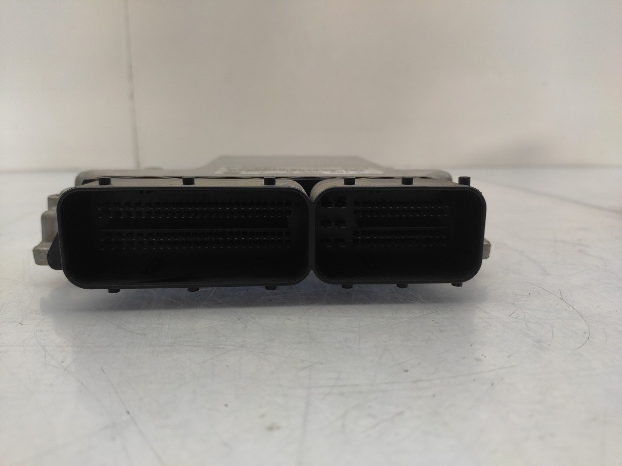 Centralita motor / ECU BMW 1 (E87) Imagem-1