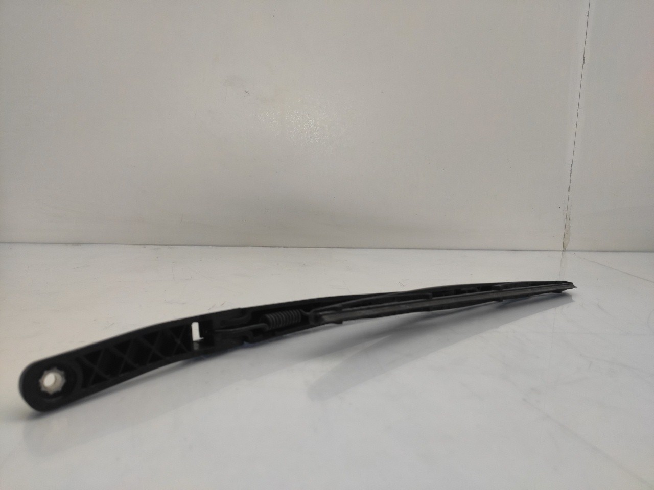 Haste / braço de escova limpa vidros trás BMW 2 Active Tourer (F45) Imagem-1