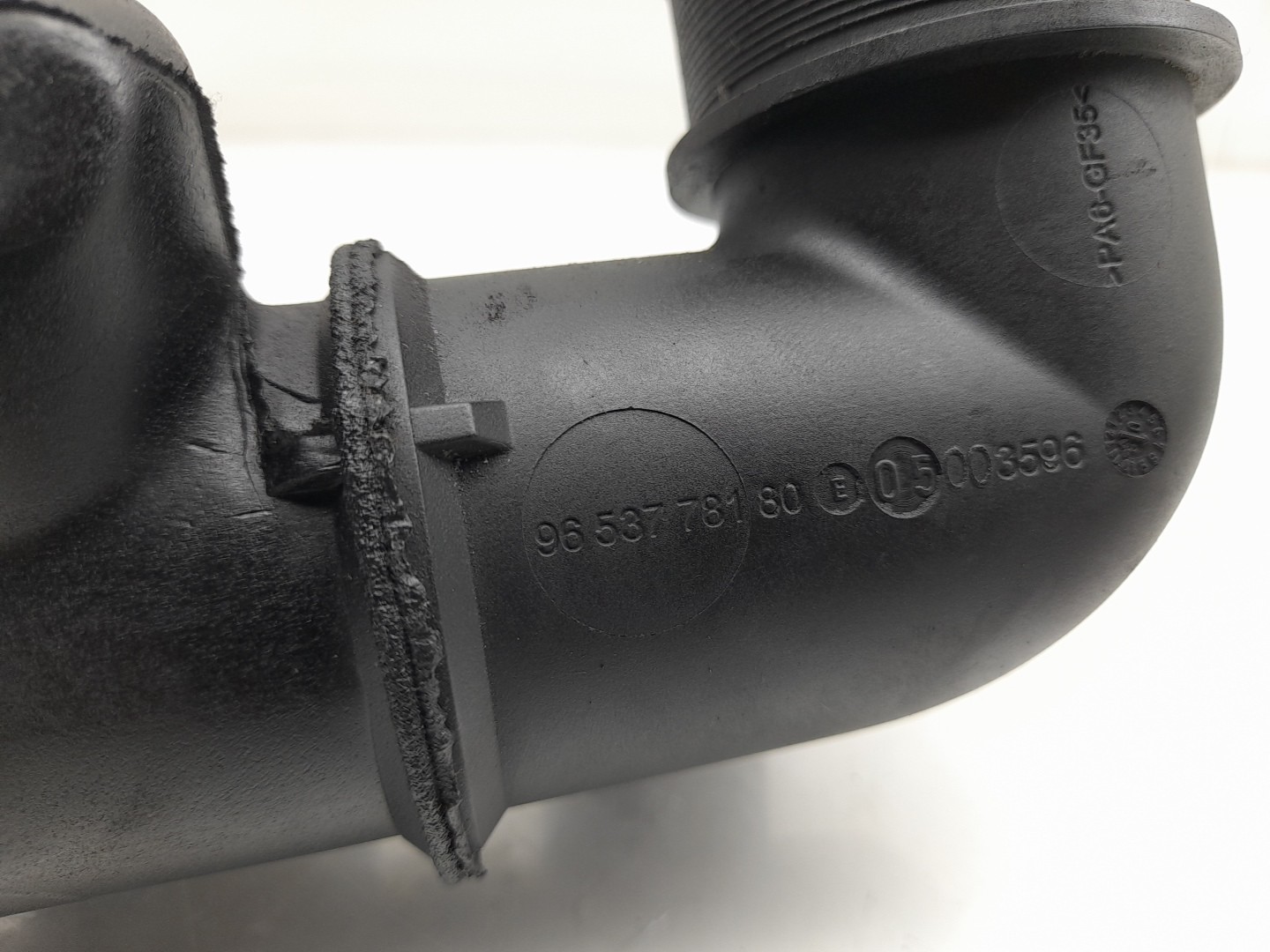 Tubo intercooler FORD Fiesta VI (CB1, CCN) Imagem-2