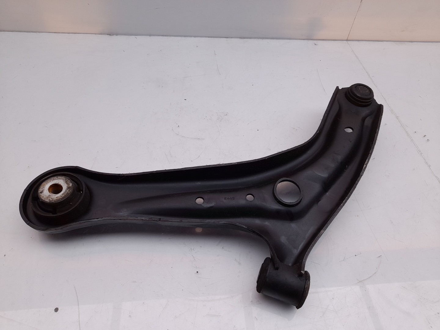 Right front suspension arm FORD Fiesta VI (CB1, CCN) Imagem-1