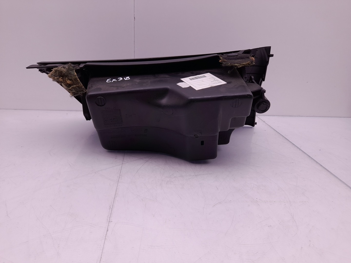 Porta luvas OPEL Corsa E Imagem-1